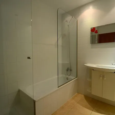 The In Has 2 Bedrooms *