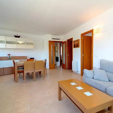 The In Has 2 Bedrooms * Pals