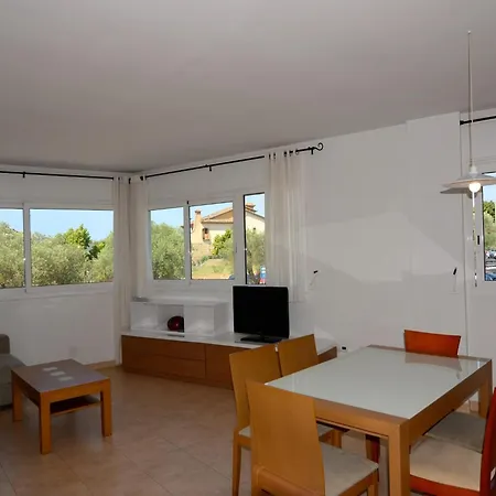 Apartment The In Has 2 Bedrooms *