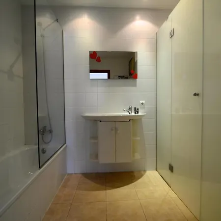 The In Has 2 Bedrooms Pals
